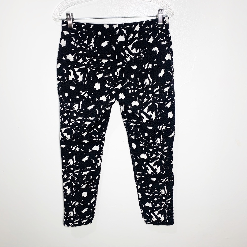 Ann Taylor LOFT black and white print cropped pant - Picture 2 of 16